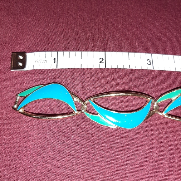 Vintage Trifari bracelet - Picture 7 of 7